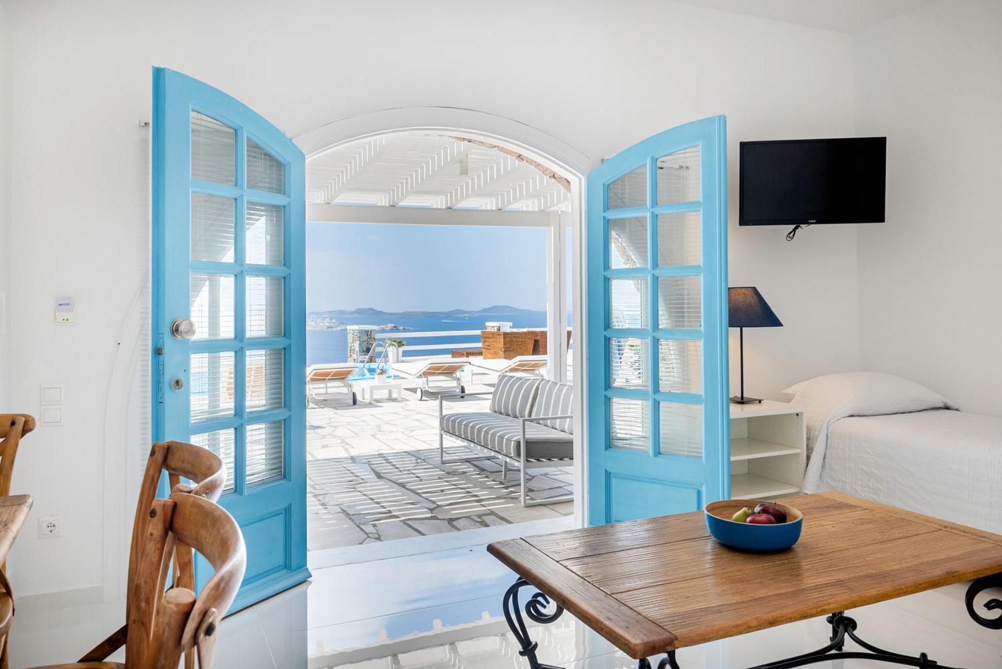 Aeri Villas & Apartments トゥルロス エクステリア 写真
